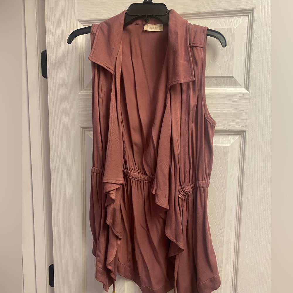 Altar’d States mauve fashion vest